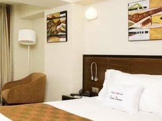 DoubleTree by Hilton Bucharest Unirii Square
