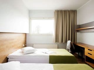 Go Hotel Shnelli