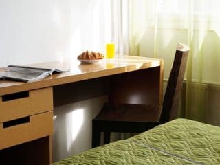 Go Hotel Shnelli