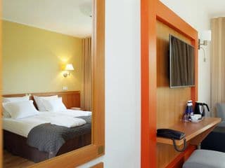 Oru Hub Hotel Tallinn - Handwritten Collection