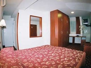 Hotel Mrak