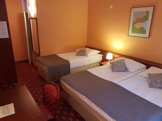 Hotel Mrak